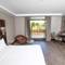 Отель DoubleTree by Hilton Istanbul Gayrettepe