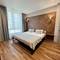 Отель Grand Sapphire Hotel