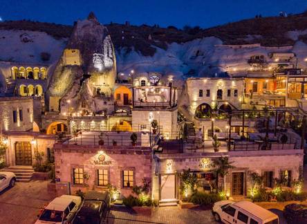 Отель Artemis Cave Suites