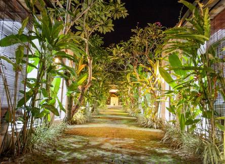 Отель Lubdhaka Canggu Residence
