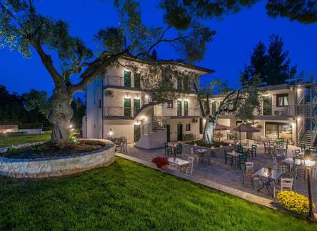 Отель Mirabilia Boutique Hotel