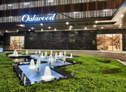 Отель Oakwood Residence Saigon