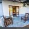 Отель Palm Beach Inn Sea Shells Cabanas