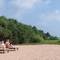 Отель Palm Beach Inn Sea Shells Cabanas