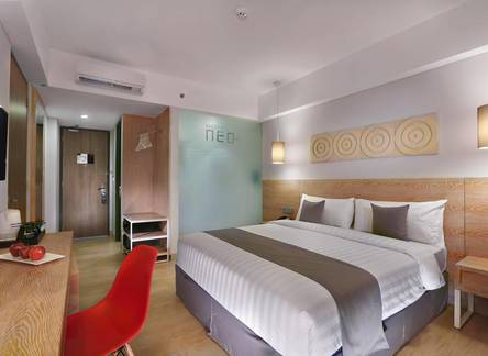 Отель Hotel NEO+ Kuta Legian