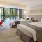 Отель Hotel NEO+ Kuta Legian