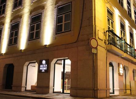 Отель Hotel MeraPrime Gold Lisboa