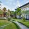 Отель Ubud Raya Hotel