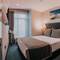 Отель Grand Lark Hotel