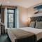 Отель Grand Lark Hotel