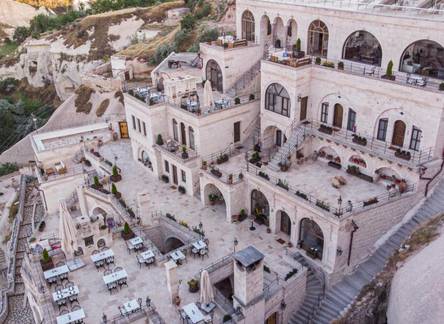 Отель Nino Cave Suites