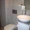 Отель Qonaq Hotel & Suites