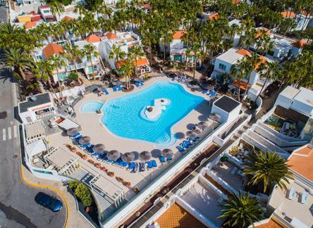 Отель Bahia Calma Beach