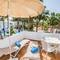 Отель Bahia Calma Beach