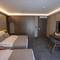 Отель The Green Hotel