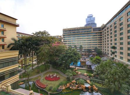 Отель Dong Fang Hotel