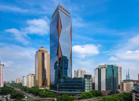 Отель DoubleTree by Hilton Hotel Guangzhou
