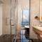 Отель DoubleTree by Hilton Hotel Guangzhou