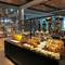 Отель Four Points by Sheraton Phuket Patong Beach Resort