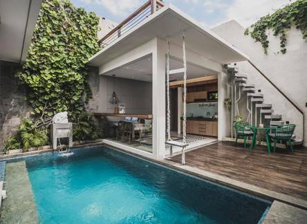 Отель Ayona Villa Seminyak by Ini Vie Hospitality