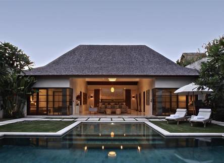 Отель Nyaman Villas