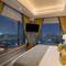 Отель The St Regis Shanghai Jingan