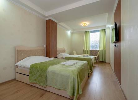Отель Mishka Hotel