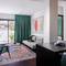 Отель Town Apartments - by Zvieli Hotels