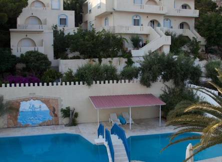 Отель Achlia Apartments and Villas