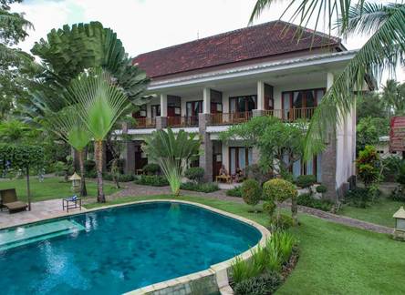Отель Mina Tanjung Hotel