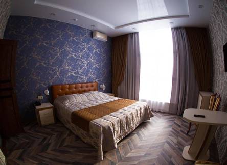Отель Hotel Ziko (ЗИКО)