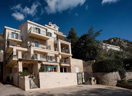 Отель Apartmani Vuksic, Sveti Stefan