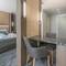 Отель Hotel Zena Beauty Shopping Center