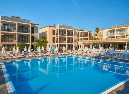 Отель Protur Floriana Resort, Cala Bona