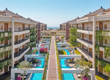 Отель Vouk Hotel & Suites