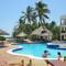 Отель Reef & Beach Resort