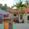 Отель Charming Holiday Lodge
