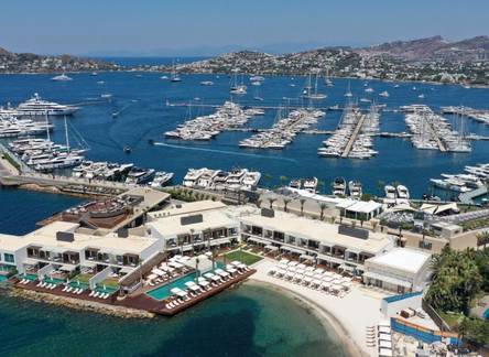 Отель Yalikavak Marina Hotel by Social Living Collection