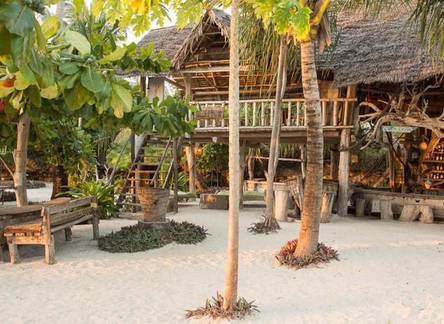 Отель Kae Funk Zanzibar