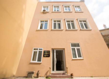 Отель Corner Garden Hotel