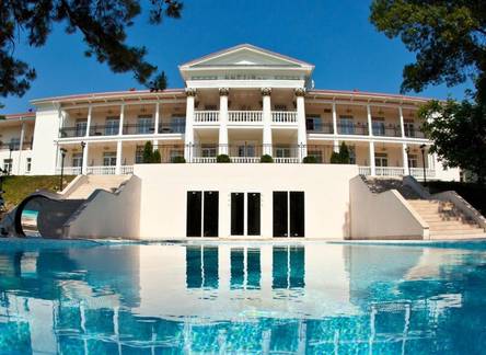 Отель Imperial Hotel & Champagne SPA