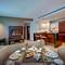Отель Royal Continental Suites
