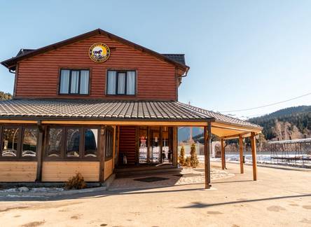Отель Allure Lodge
