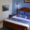 Отель The Islander Hotel