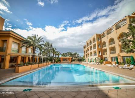 Отель Alhambra Thalasso