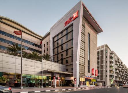 Отель ibis Dubai Mall of the Emirates