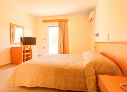 Отель NUMO IERAPETRA BEACH RESORT