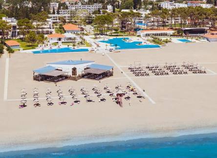 Отель Azul Beach Resort Montenegro by Karisma - All Inclusive