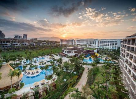 Отель Shangri-La's Sanya Resort & Spa