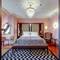 Отель DOM Boutique Hotel